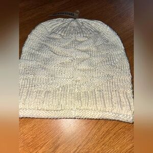 Cream Women's Slouch Knit Beanie Duluth Trading  Company NWT